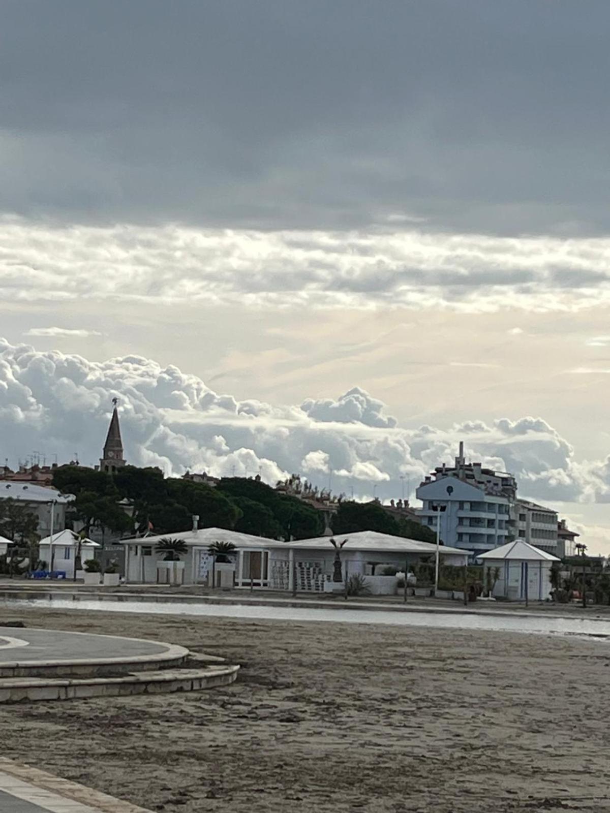 Grado Laguna Apartment Екстериор снимка